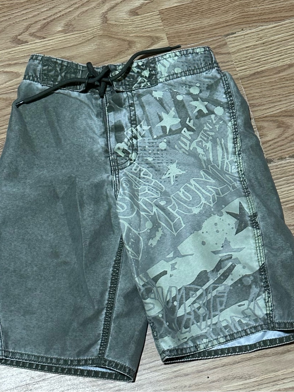Mossimo Olive Green Graphic Swim Trunks - Size XSmall